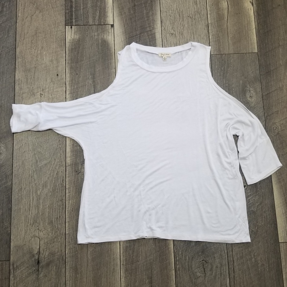 Lily White top
